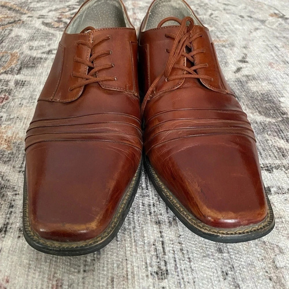 Men’s Stacy  Adams Burgundy Dress Shoes - Picture 4 of 11